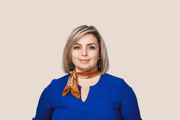 Portrait de Maryam Azizi, architecte