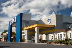 Front facade of Rona warehouse store in St-Georges, QC