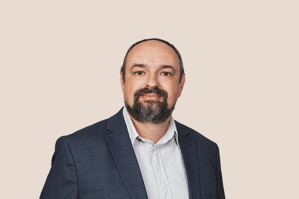 Headshot of Michael Klebanov